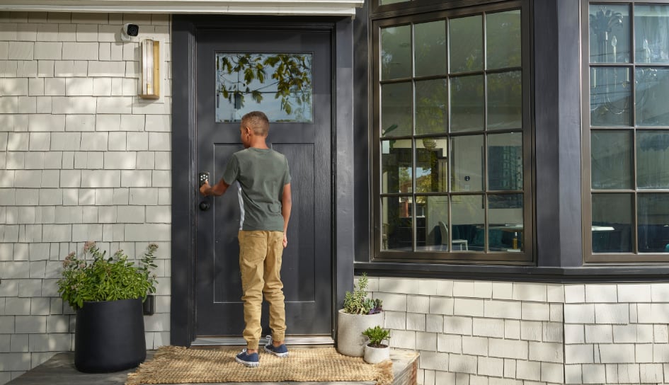 Vivint Smart Lock on home in Appleton